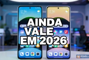Redmi Note 14 em vista frontal e traseira mostrando câmera de 108 MP e tela AMOLED